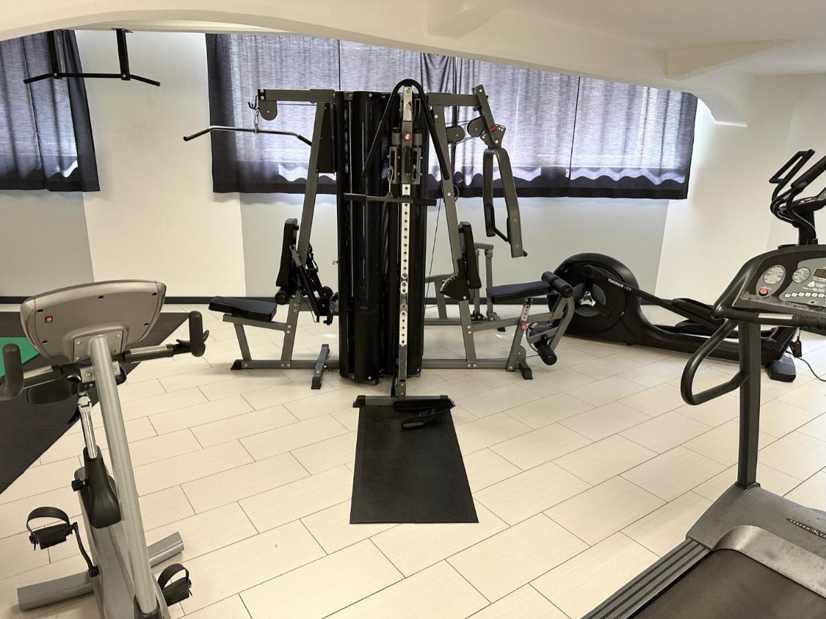Meos 1 -zentrum-balkon-parkplatz-gym-uniklinik Leipzig