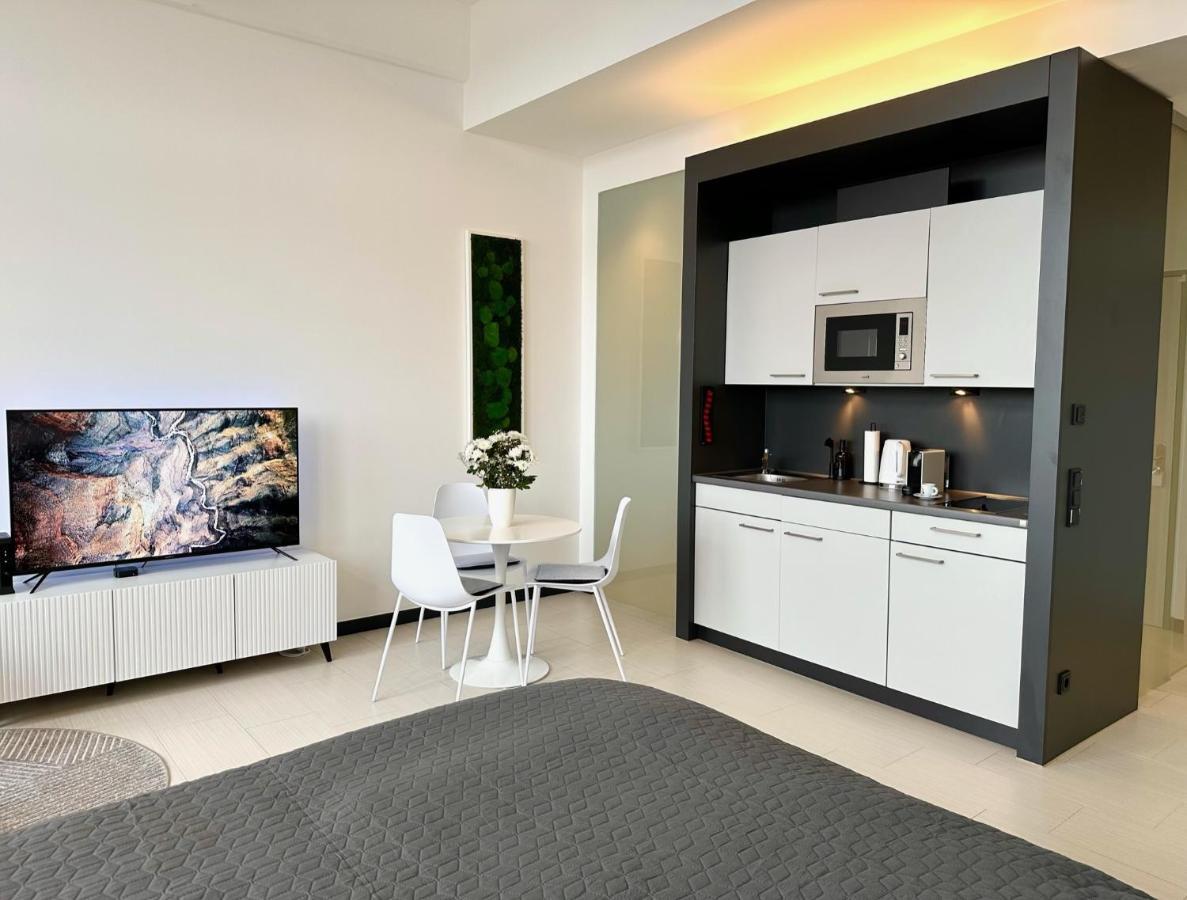 Apartment Meos 1 -zentrum-balkon-parkplatz-gym-uniklinik *