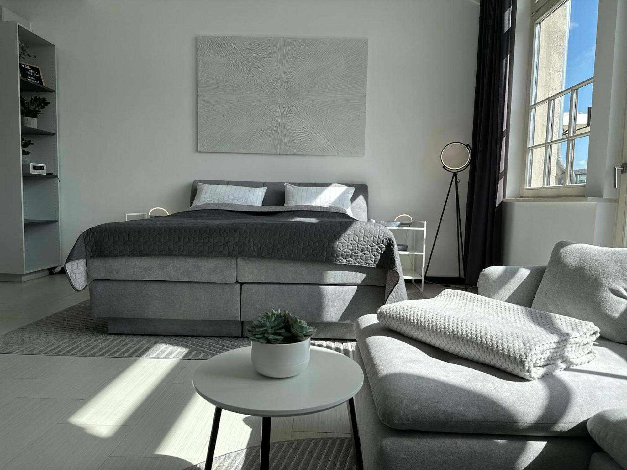 Apartment Meos 1 -zentrum-balkon-parkplatz-gym-uniklinik